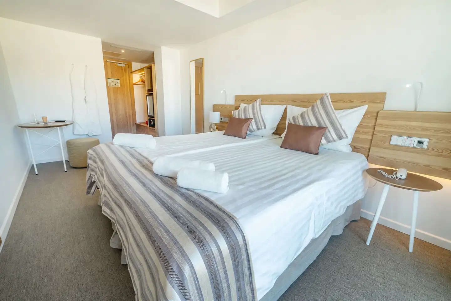 Double Room with Balcony layout